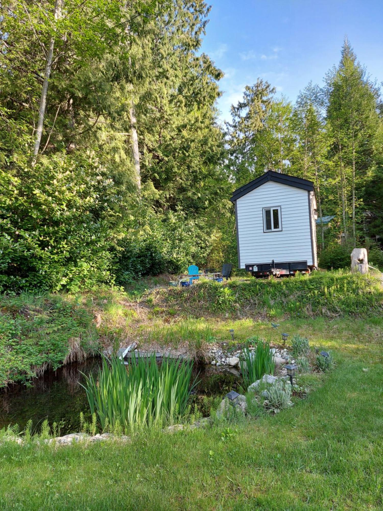 A Tiny Escape Villa Roberts Creek Kamer foto