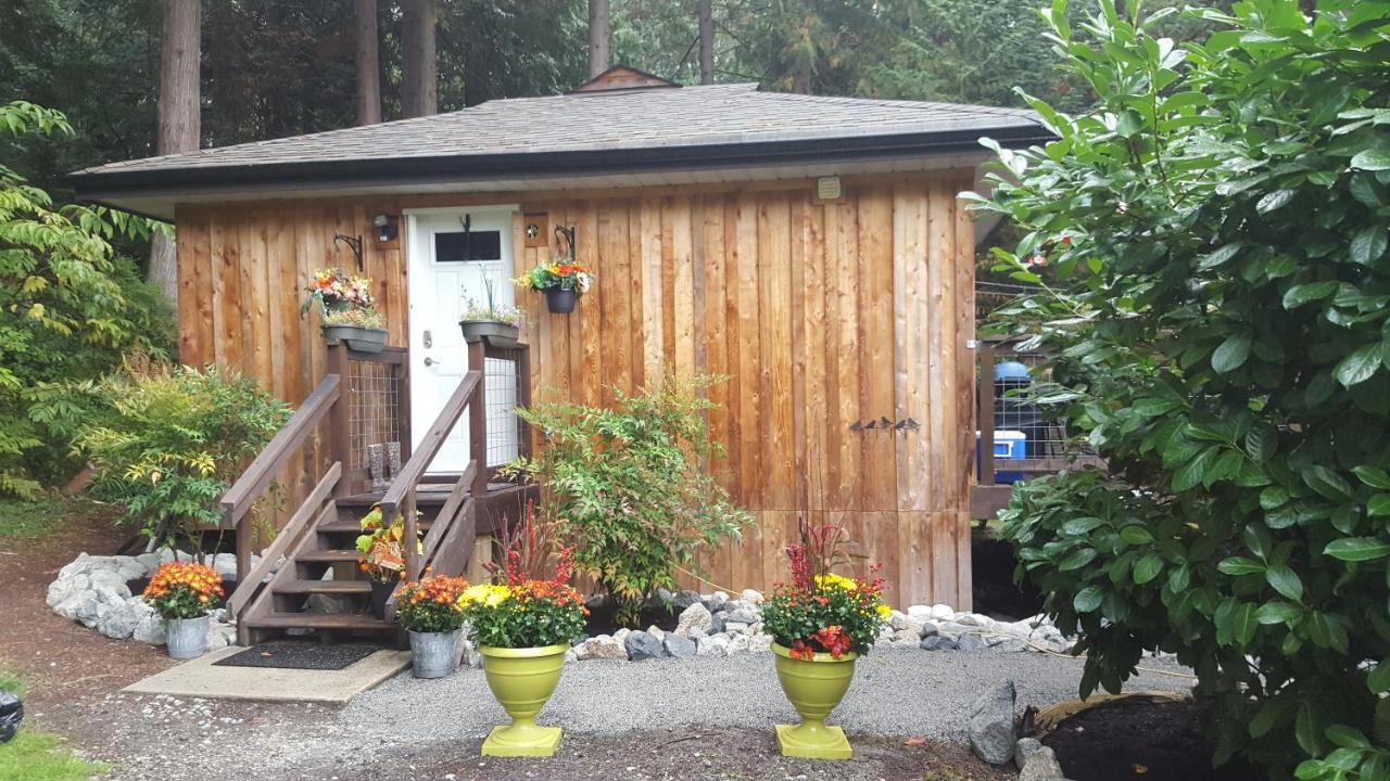 A Tiny Escape Villa Roberts Creek Buitenkant foto